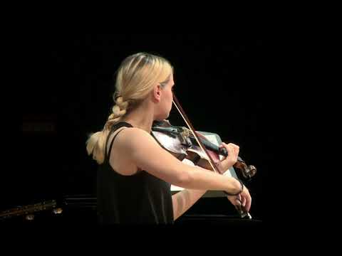 Kristina Bulat - 新春乐