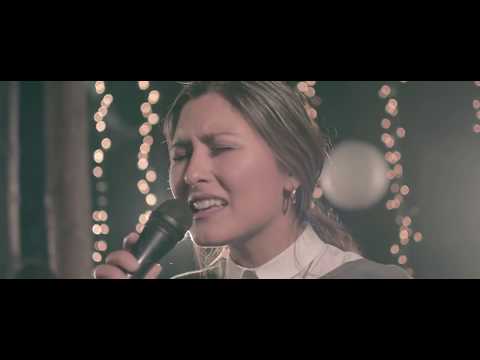 Paz Aguayo - Tu Gloria  (Video Oficial)
