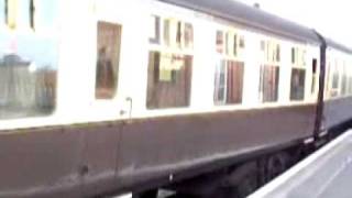 preview picture of video 'West Somerset Railway: Steam train departing Williton'