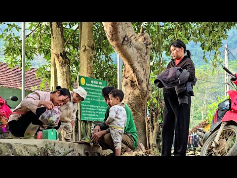 The vegetable garden was destroyed while Tieu Ca was harvesting pumpkins on the mountaintop.