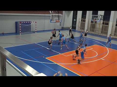 Akcje Maciej Skrok Wolski 08 11 2022  U17M GTK Gliwice 2   UKS SP 27 Katowice I