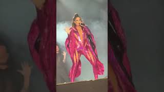 Cheryl- Sexy Den A Mutha (front row at mighty hoopla)