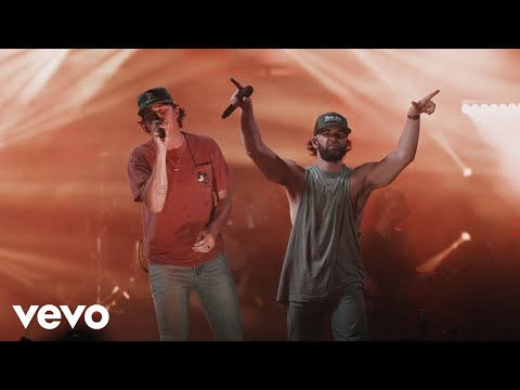 Dylan Marlowe, Dylan Scott - Boys Back Home (Official Live Performance)