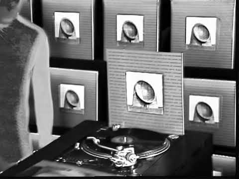 Soulwax - Is It Always Binary (DEEWEEDUB) - DEEWEE 026