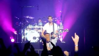 311 - Count Me In (Live Premiere) Philly 7-26-11