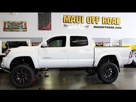 Tacoma: 6" Fabtech, 33x12.5R20 Toyo MT's, Fuel Maverick Wheels