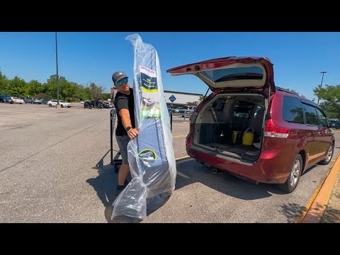 A Perfect Minivan Camper Bed #travel #camping #campervan  #minivancamper