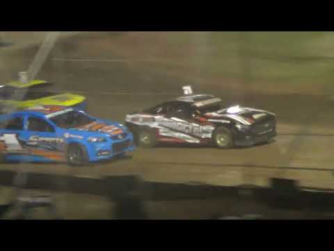 production sedans Aus title B main 2  Kingaroy speedway 17/04/2022
