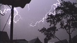 preview picture of video 'Severe Thunderstorms- Queens, NYC July 16th, 1988'