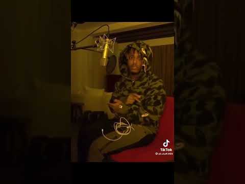 Juice WRLD in the Studio VS Juice WRLD in the Song