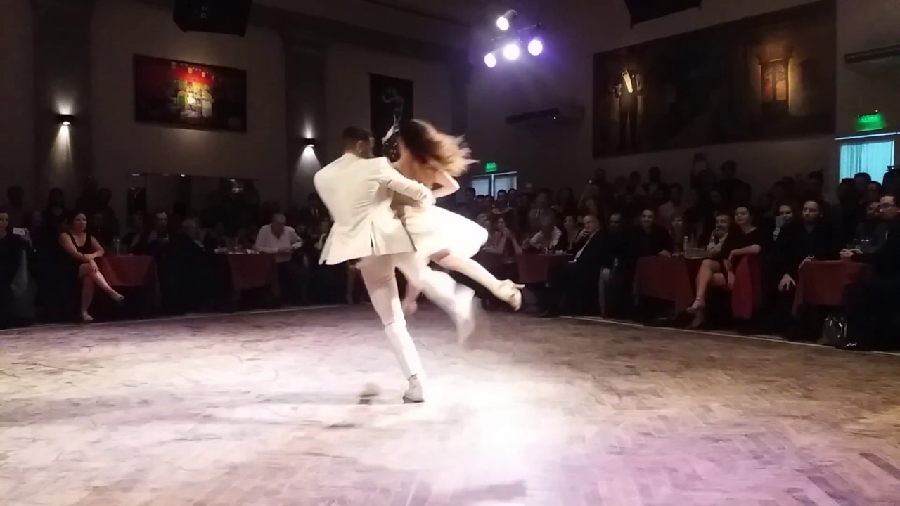 Mauro Caiazza y Carolina Giannini 1/2 - Tango Magno 2018