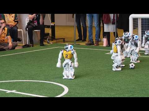 2019 RoboCup SPL Round 2 Pool K rUNSWift vs HULKs