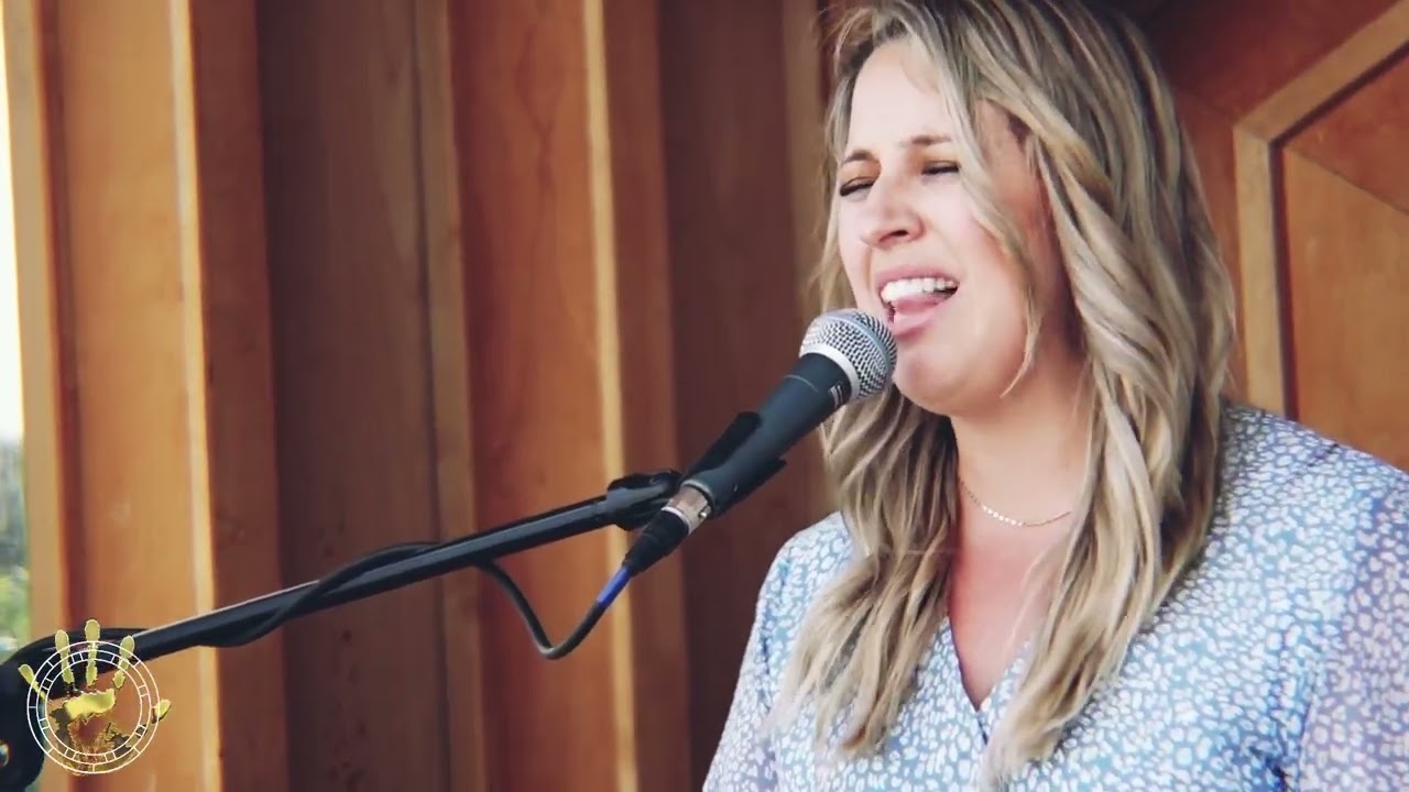 Promotional video thumbnail 3 for Cassie Brandi