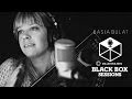 Basia Bulat - "Promise Not To Think About Love" (Collective Arts Black Box Sessions)
