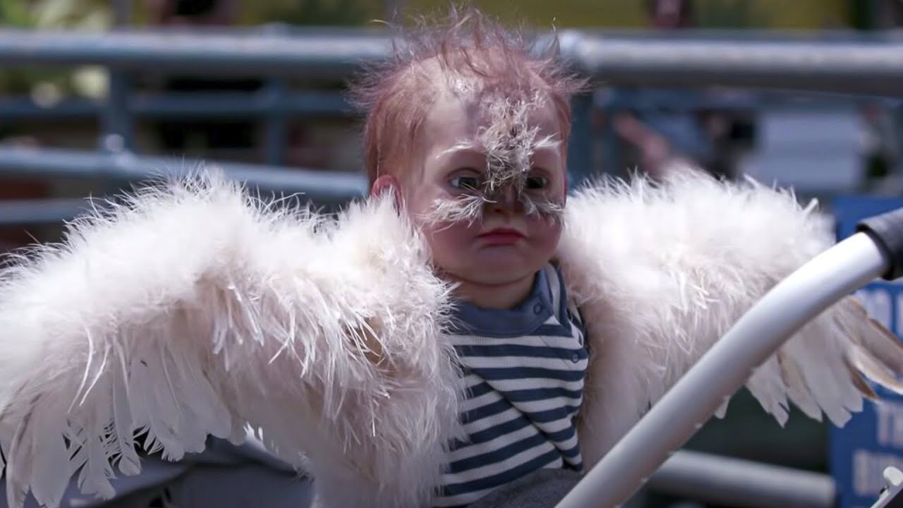 NO FUTURO UM VÍRUS FAZ OS RECÉM-NASCIDOS SEREM HÍBRIDOS E ISSO MATA O RESTANTE DA HUMANIDADE