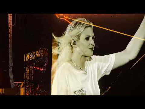 Linkin Park - In The End (Live in Madrid 2026) | Full Song Crowd Singing Along!