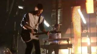 White Lies - Streetlights (live at Wembley Arena, London 17.12.2011)
