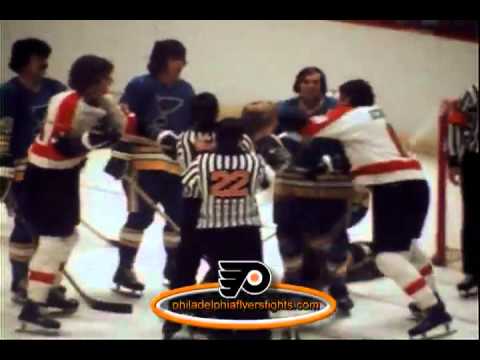 Mar 2, 1975 Garry Unger vs Dave Schultz St Louis Blues vs Philadelphia Flyers