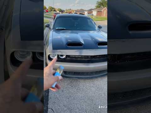HELLCAT REDEYE HOOD INSTALL #viralvideo #challengersrt #srt #dodgechallengersrt8 #challenger #srt8