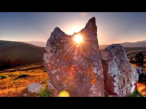 Դամբարան աստղադիտարանի փոխարեն. Քարահունջ