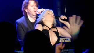 Terri Nunn &amp; Berlin Live - Somebody to Love at The Canyon 2015