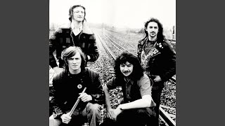 Download lagu She's My Widow mp3