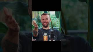 Squeezie se moque d'un imposteur 😂