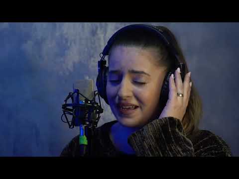 DENISA PERDE RUS - LA VIFLEEM COLO JOS