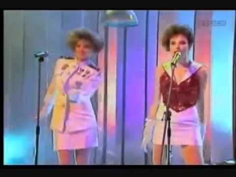 The Flirts - Helpless. + LYRICS