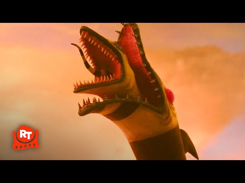Beetlejuice Beetlejuice (2024) - SANDWORM ATTACK! Scene | Movieclips