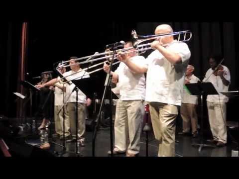 La Charanga 76 - Chica Boom