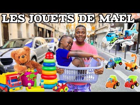 MAEL vous présente tout SES JOUETS C'EST INCROYABLE