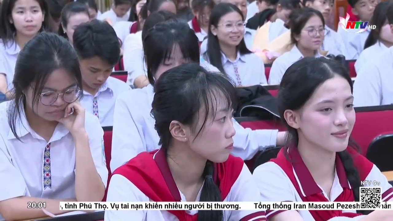 Một ngày – ngàn cơ hội tại Trường Đại học Nghệ An