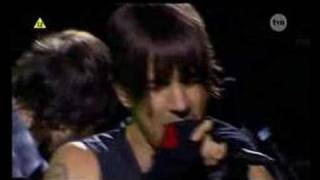 RED HOT CHILI PEPPERS LIVE IN POLAND - THE VELVET GLOVE