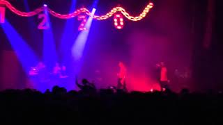 Yung Hurn - Sie will zu mir (prod. Mistersir) (Teaser, live in Stuttgart am 23.11.18)