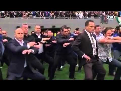 Jonah Lomu's former teammates perform an final haka