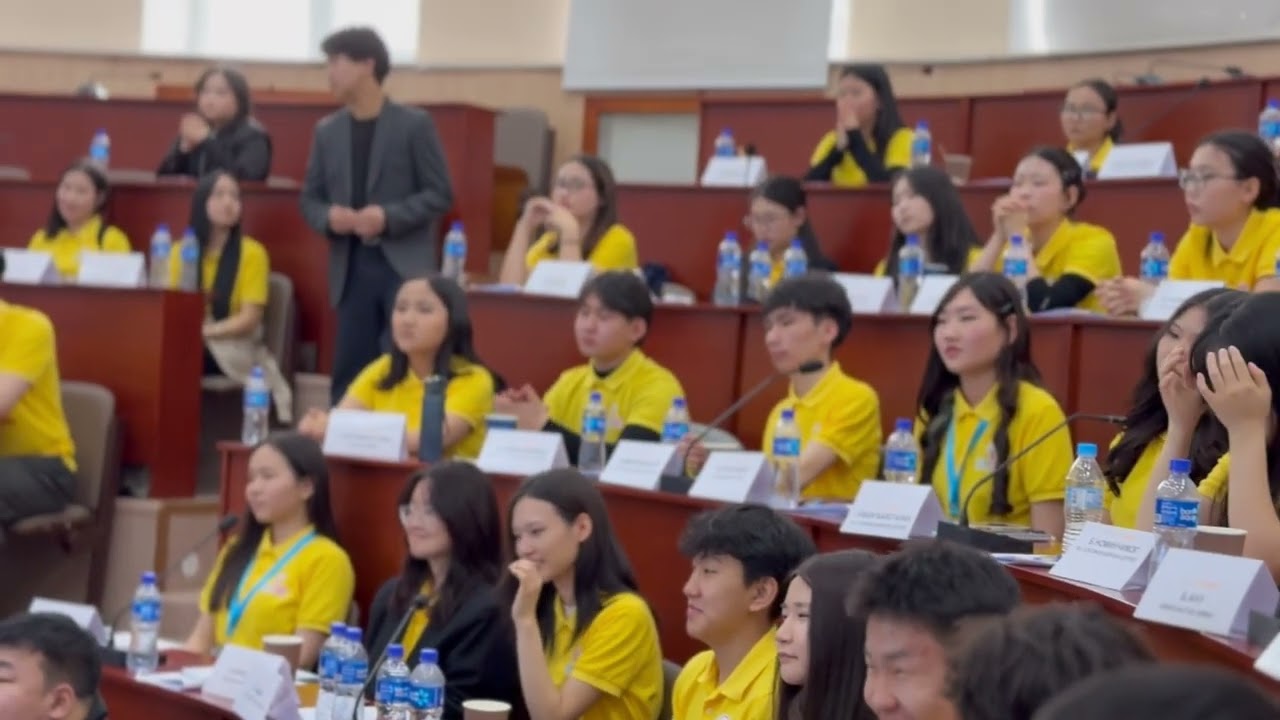 Өсвөрийн парламент 2025