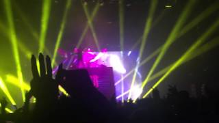 Jack Ü- Febreze live