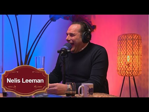 #8 Nelis Leeman has a scoop and is an APK inspector.