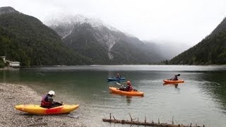 preview picture of video 'Kayaking at Tarvisio Lake Italy'