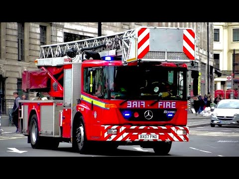 [Collection] Police Ambulances and London Fire Brigade Responding with Lights and sirens