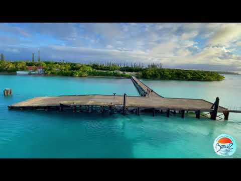 [ Découvrez l'Ile des Pins autrement ! Discover the Isle of Pines differently! ]