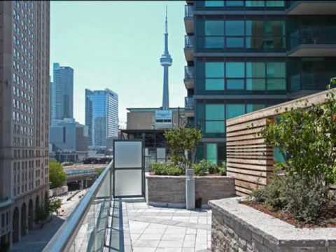 Downtown Toronto Condo: London on the Esplanade
