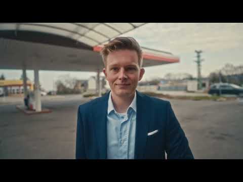 What to do with blue pallets? #1 GAS STATION