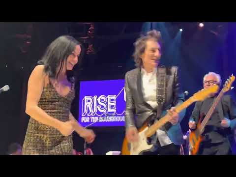 Breathless - Andrea Corr & Ronnie Wood - The Roundhouse - 23rd March 2022