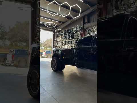 #dually #dodge #ram #2500 #45tw #wheels #houston #champs