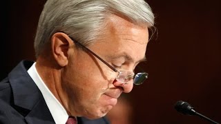 Elizabeth Warren Costs Wells Fargo Executives $60 Million