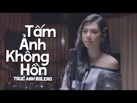 Thể hiện bởi Trúc Anh