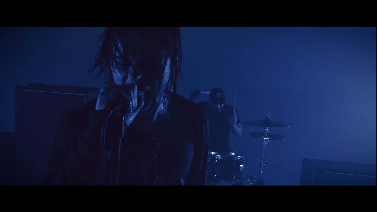 Thousand Below — Sinking Me