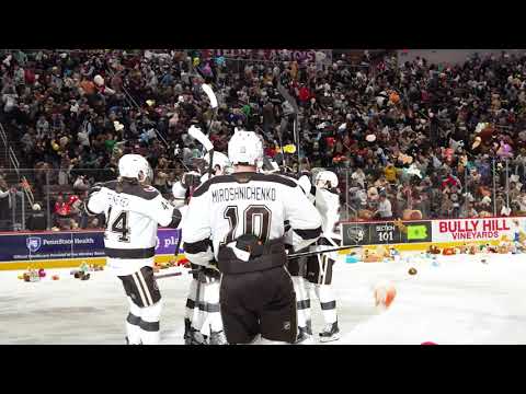 2026 Hershey Bears GIANT Teddy Bear Toss Goal